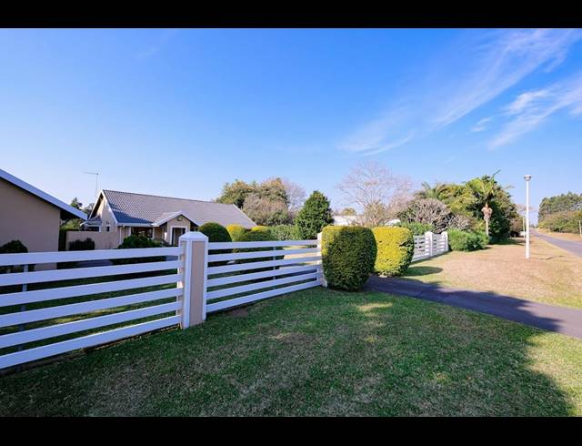 3 BEDROOM HOUSE FOR SALE IN WORLDS VIEW